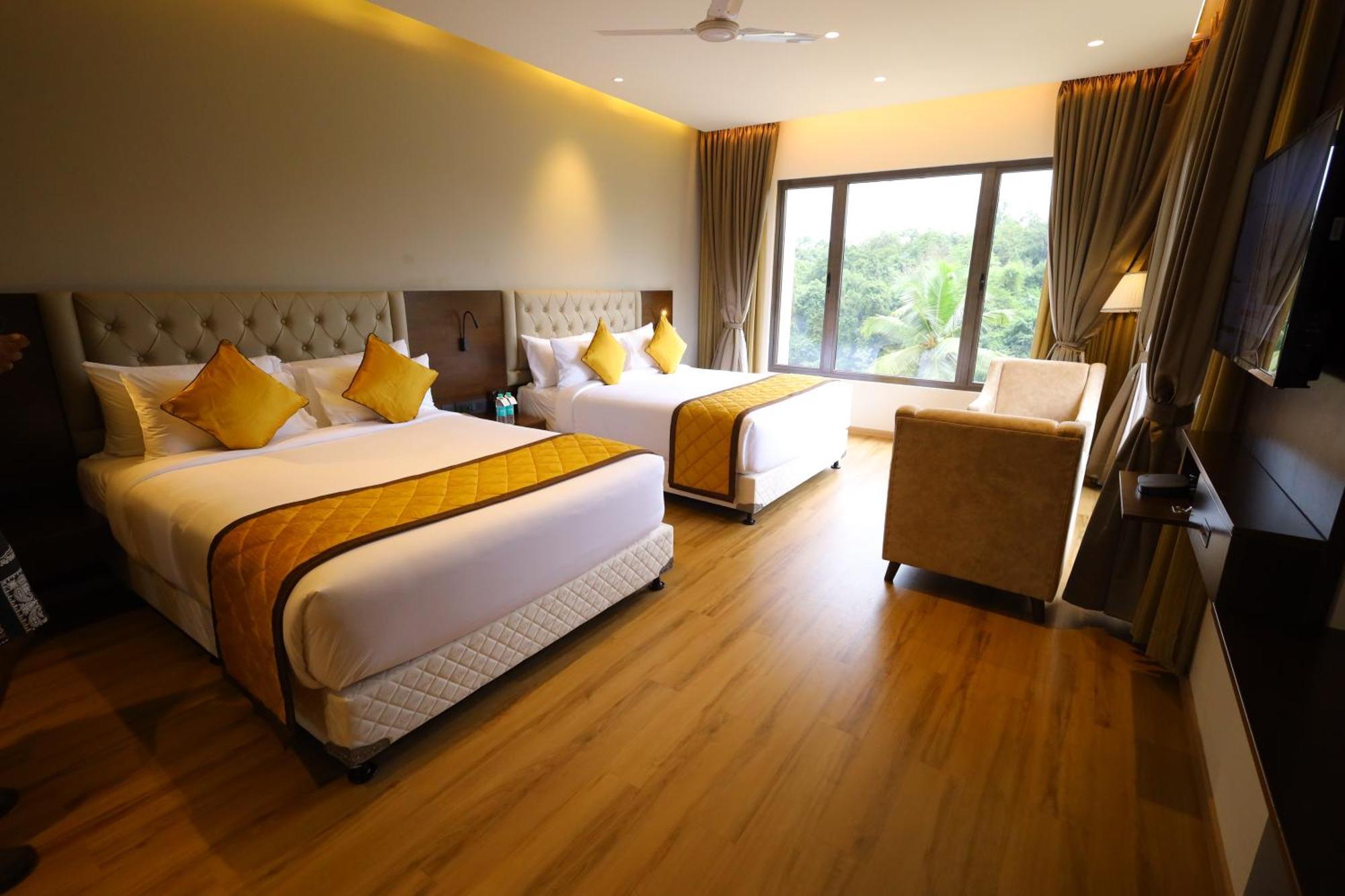 The Aurum Subrahmanya Extérieur photo